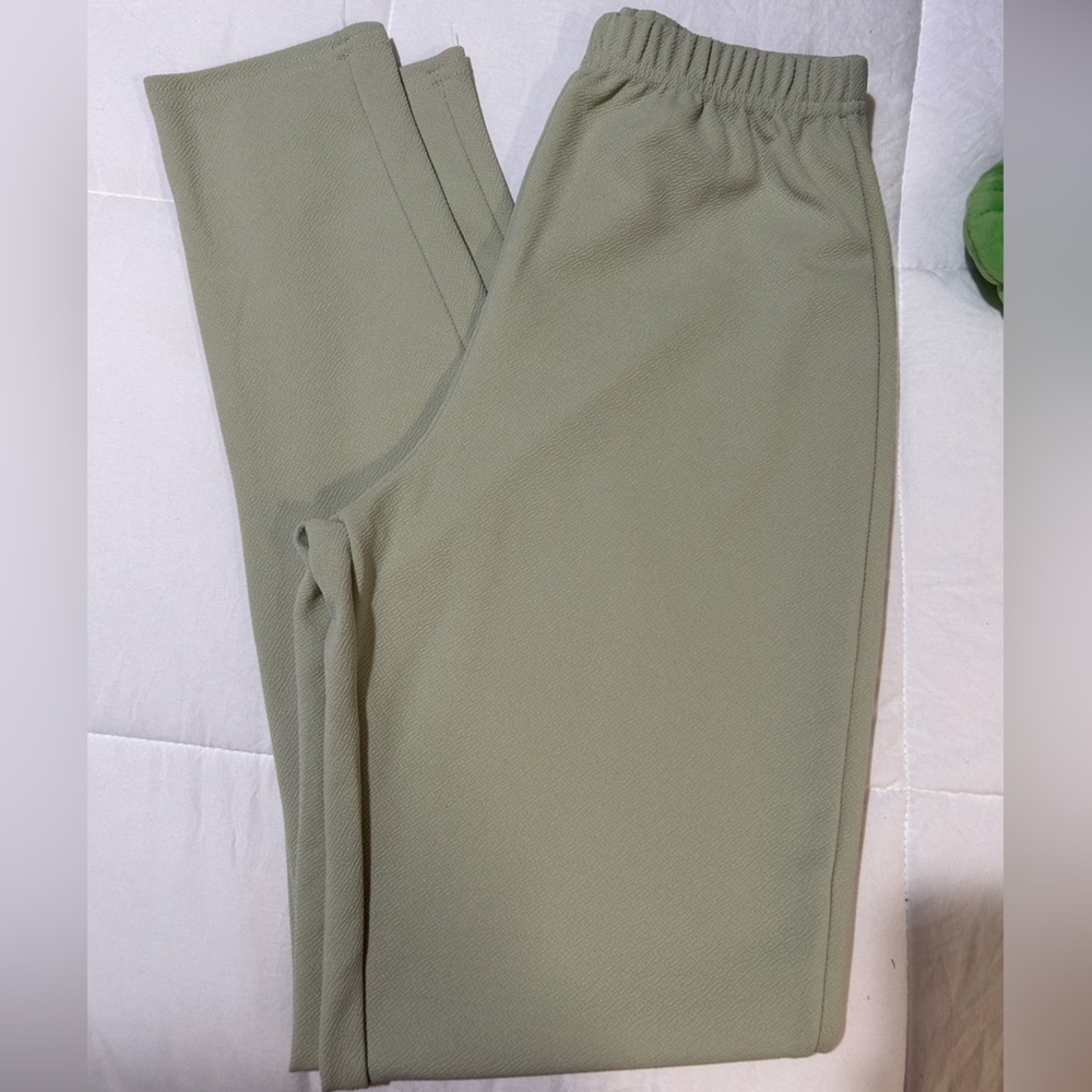 Pretty little thing straight leg pants, sage, size 0